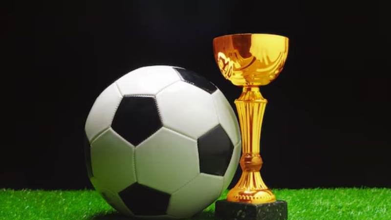 S16模拟器是什么？英雄联盟全球总决赛推演工具入门指南